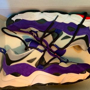 Globe “Option Evo” skate shoes sz 11